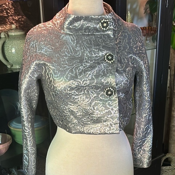 ✨ NWT VTG Harold’s Metallic Silver Brocade Cropped Jacket – Size 2 ✨ - Picture 1 of 9